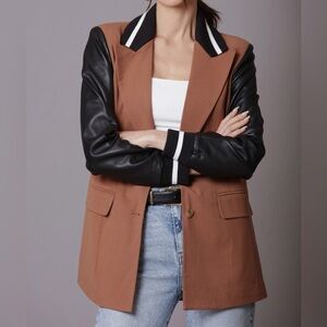 Avec Les Filles Faux Leather Sleeve Varsity Blazer Women’s Size L, NWT